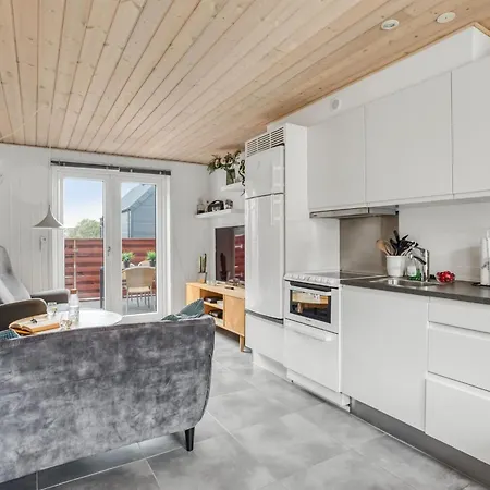 Alissa - 400m From The Sea By Interhome Nyaraló