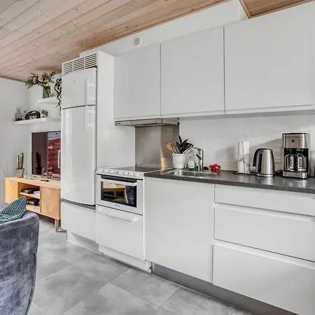 Alissa - 400m From The Sea By Interhome Nyaraló